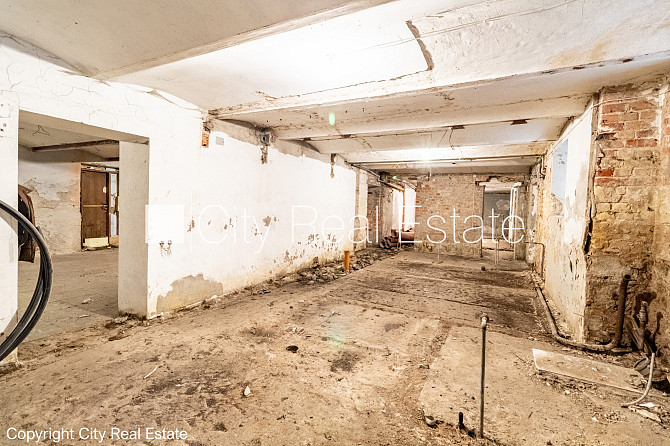 Fasādes māja, dzīvokļu skaits ēkā  12 gab., slēgts pagalms, vieta vairākām automašīnām, Rīga - foto 8