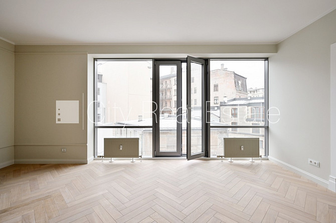Проект - Kalpaka Residence, вход со двора, балкон, терасса, изолированные комнаты 2 шт., Рига - изображение 2