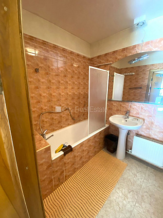 Privātmāja, keramzīta bloku sienas, fasāde ar dekoratīvo apmetumu, pagrabstāvā pieejama Rīga - foto 15