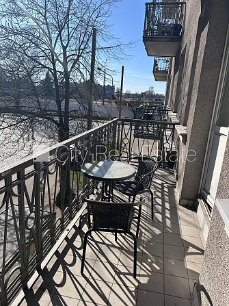 Restaurēta māja, labiekārtota apzaļumota teritorija, labiekārtots apzaļumots pagalms, vieta Rīga - foto 5