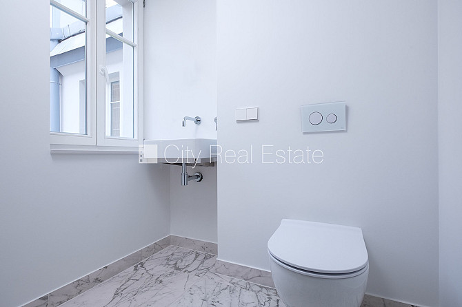 Fasādes māja, renovēta māja, slēgts pagalms, ieeja no ielas, ir lifts, kāpņu telpa pēc Rīga - foto 9