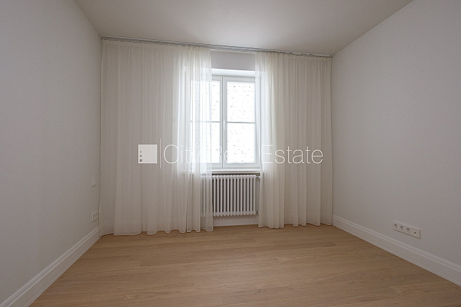 Fasādes māja, renovēta māja, slēgts pagalms, ieeja no ielas, ir lifts, kāpņu telpa pēc Rīga - foto 5