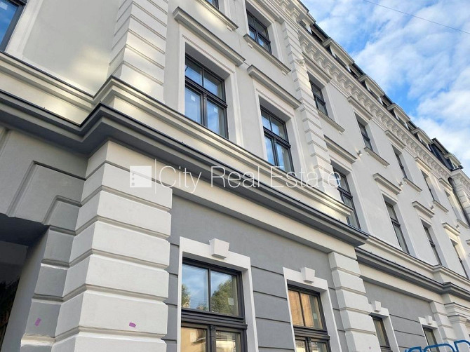 Fasādes māja, renovēta māja, slēgts pagalms, ieeja no ielas, kāpņu telpa pēc kosmētiskā Rīga - foto 14