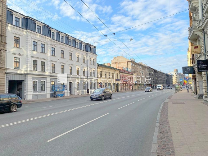 Fasādes māja, renovēta māja, slēgts pagalms, ieeja no ielas, kāpņu telpa pēc kosmētiskā Rīga - foto 16