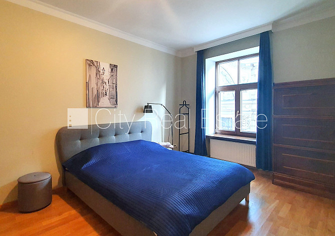Zeme īpašumā, fasādes māja, renovēta māja, bruģēts piebraucamais ceļš, slēgts pagalms, Rīga - foto 9