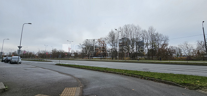 Bezmaksas stāvvieta pagalmā, kāpņu telpa pēc kosmētiskā remonta, istabas izolētas 1 gab., Rīga - foto 16
