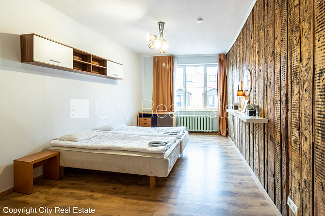 Fasādes māja, renovēta māja, ķieģeļu mūra sienas, kāpņu telpa pēc kosmētiskā remonta, Rīga - foto 5
