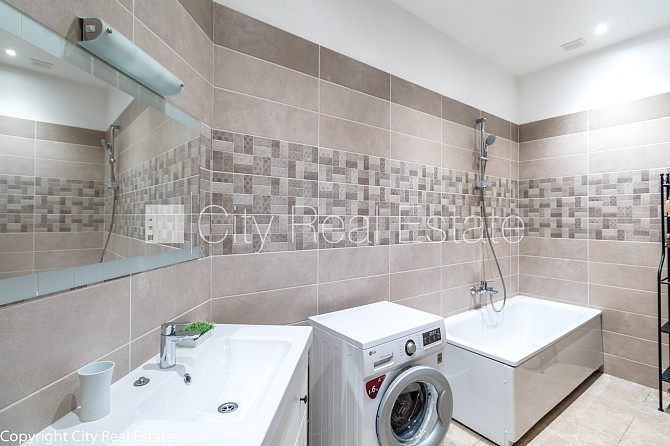 Fasādes māja, renovēta māja, logi vērsti uz ielas pusi, istabas izolētas, studio tipa, Rīga - foto 12