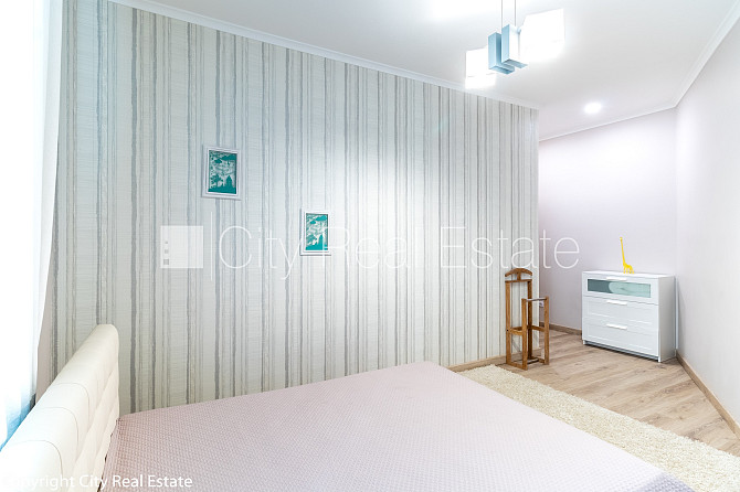 Fasādes māja, renovēta māja, logi vērsti uz ielas pusi, istabas izolētas, studio tipa, Rīga - foto 11