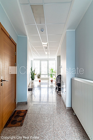 Projekts - Albatros Residence, jaunceltne, pagalma ēka, teritorijas iebrauktuves vārti aprīkoti Rīga - foto 17