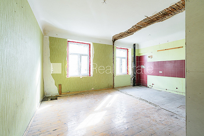 Privātmāja, renovēta māja, labiekārtots apzaļumots pagalms, mājā mainīta jauna Rīga - foto 4