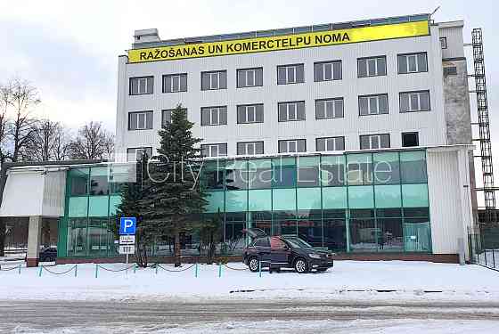 Земля в собственности, новостройка, благоустроенный озеленённый двор, Rīga