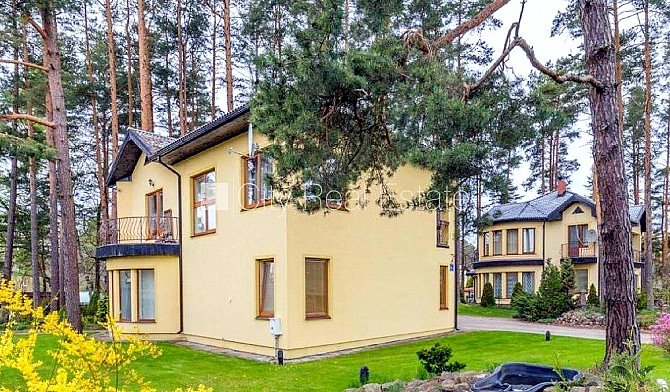 Fasādes māja, renovēta māja, slēgts pagalms, ieeja no pagalma, kāpņu telpa pēc kapitālā Rīga - foto 19