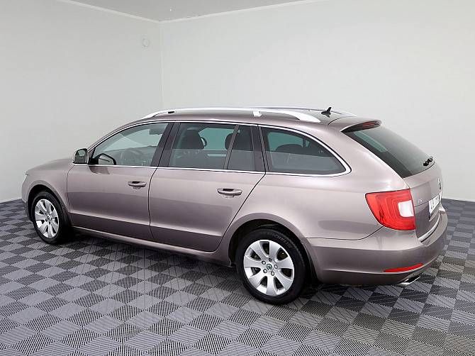 Skoda Superb Comfortline ATM 1.8 118kW Таллин - изображение 4