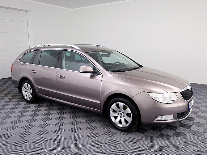Skoda Superb Comfortline ATM 1.8 118kW Таллин - изображение 1