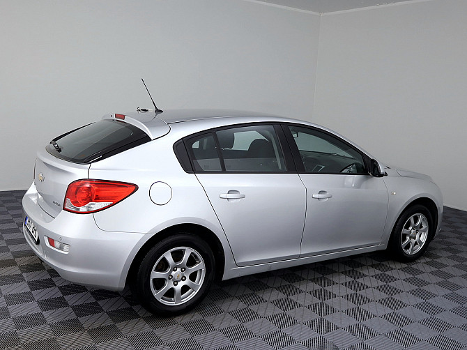 Chevrolet Cruze Comfort 2.0 CRDi 120kW Tallina - foto 3