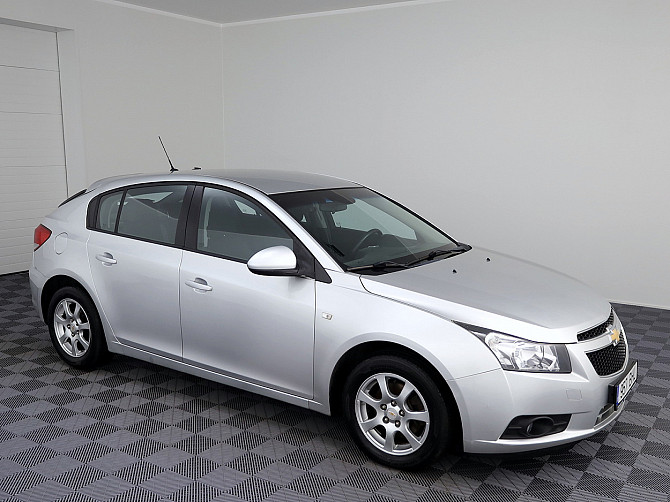 Chevrolet Cruze Comfort 2.0 CRDi 120kW Tallina - foto 1