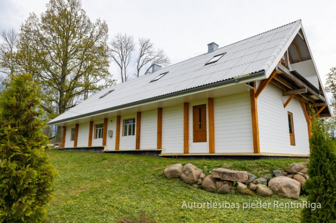 Kvalitatīvi un pārdomāti būvēta lauku māja no dabīgiem un ilgtspējīgiem materiāliem. Cēsis un Cēsu novads - foto 4