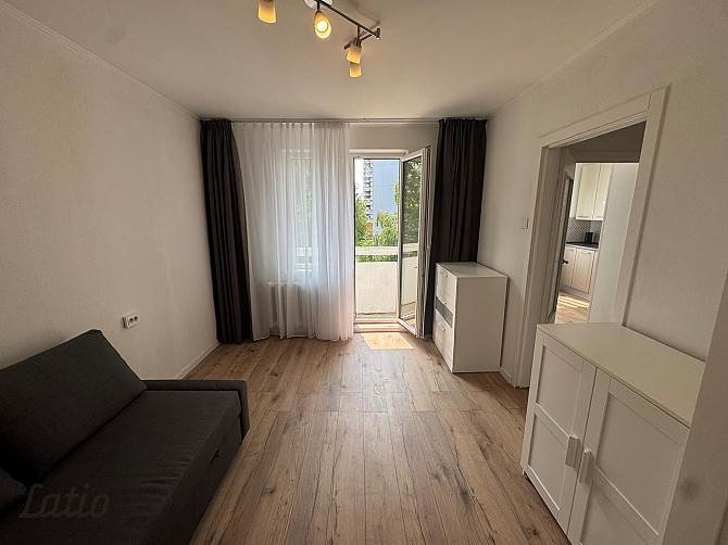 Tiek pārdots gaišs un silts dzīvoklis labā lokācijā Pļavniekos.

Atrašanās vieta:
daudz Rīga - foto 2