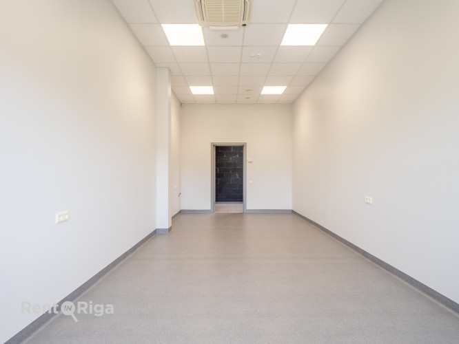 Pieejamas telpas, kas piemērojamas medicinas centra vai biroja vajadzībām.  + 1-3. stāvā Rīga - foto 12