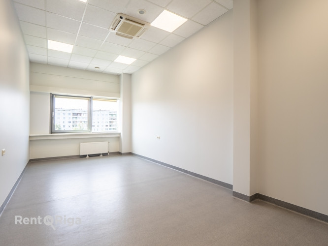 Pieejamas telpas, kas piemērojamas medicinas centra vai biroja vajadzībām.  + 1-3. stāvā Rīga - foto 13