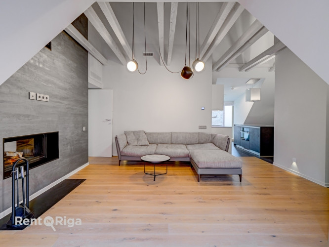 Ниже - видеообзор квартиры. Дыхание старины и спокойствие старого города Рига - изображение 15