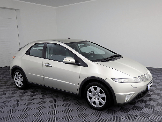 Honda Civic Elegance 1.8 103kW Tallina - foto 1