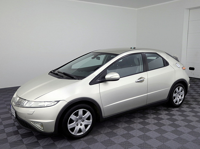 Honda Civic Elegance 1.8 103kW Tallina - foto 2