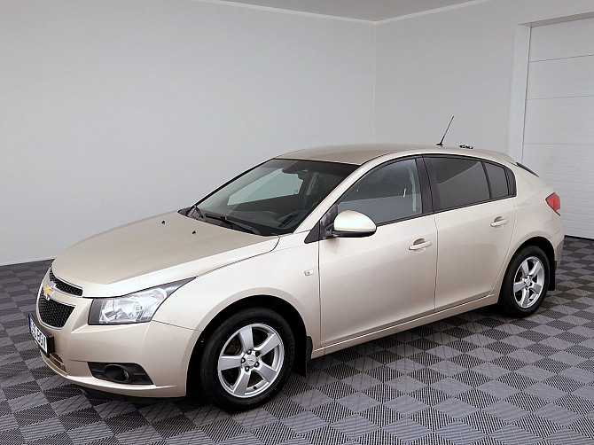 Chevrolet Cruze Comfort 1.6 91kW Таллин - изображение 2