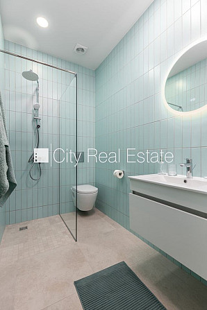 Pagalma ēka, renovēta māja, slēgts pagalms, ieeja no ielas un pagalma, ir lifts, kāpņu telpa Rīga - foto 13
