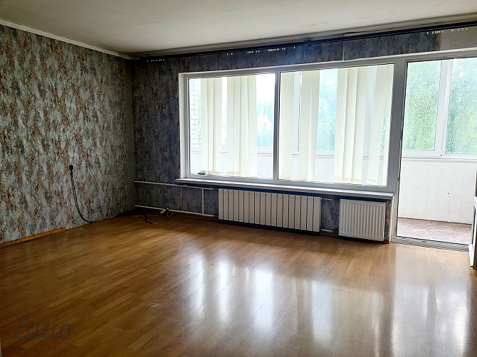 Pārdošanā plašs un gaišs 2-istabu dzīvoklis Rīgas centrā  lieliska atrašanās vieta ar attīstītu infr Рига - изображение 2