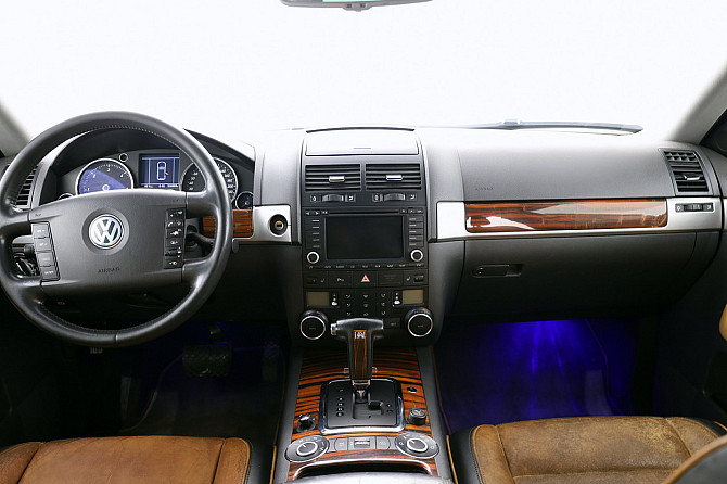 Volkswagen Touareg Individual R-Line 2.5 TDI 128kW Tallina - foto 5