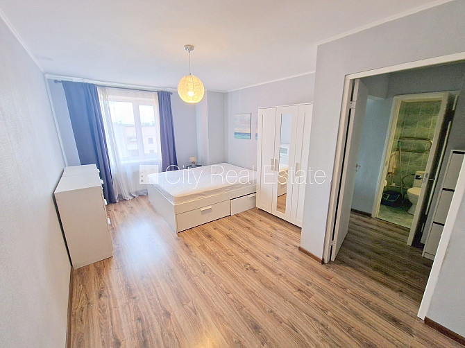 Renovēta māja, labiekārtota apzaļumota teritorija, studio tipa, virtuve apvienota ar istabu, Rīga - foto 6