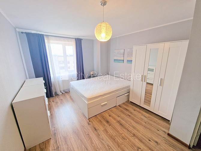 Projekts - Kalpaka Residence, fasādes māja, renovēta māja, ieeja no ielas, ir lifts, kāpņu Rīga - foto 6
