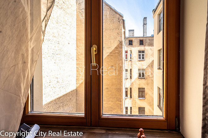 Pagalma māja, renovēta māja, slēgts pagalms, ir lifts, kāpņu telpa pēc kosmētiskā remonta, Rīga - foto 17