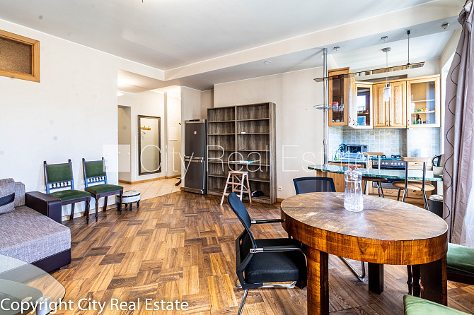 Pagalma māja, renovēta māja, slēgts pagalms, ir lifts, kāpņu telpa pēc kosmētiskā remonta, Rīga - foto 14