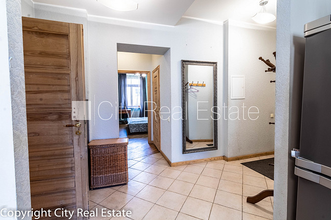 Pagalma māja, renovēta māja, slēgts pagalms, ir lifts, kāpņu telpa pēc kosmētiskā remonta, Rīga - foto 15