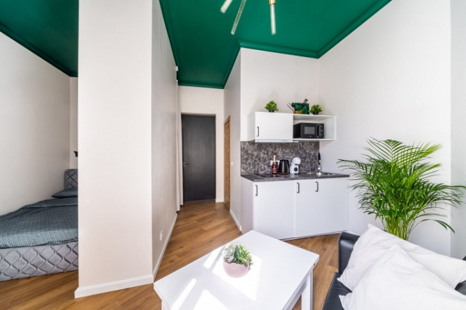 Moderns studio dzīvoklis Rīgas centrā!  Lieliska atrašanās vieta, pastaigas attālumā atrodas Rīga - foto 1