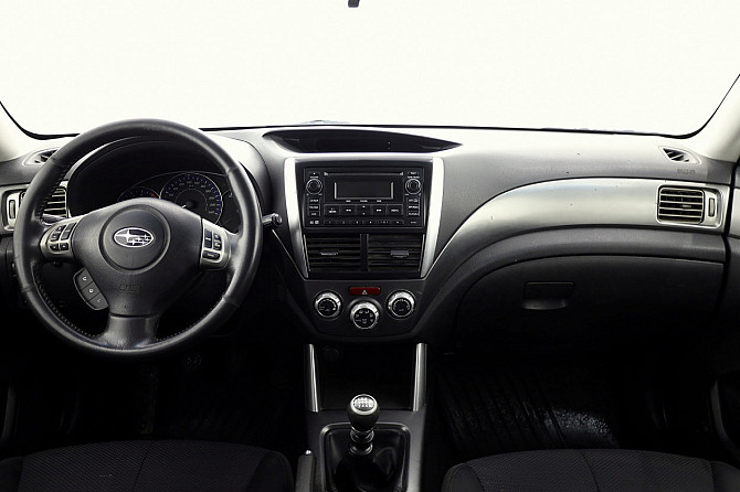 Subaru Forester Comfort AWD 2.0 TD 108kW Таллин - изображение 5