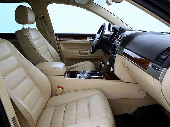 Volkswagen Touareg Highline ATM 2.5 TDI 128kW Таллин