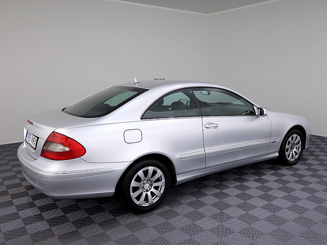 Mercedes-Benz CLK 220 Avantgarde Facelift ATM 2.1 CDI 110kW Tallina - foto 3