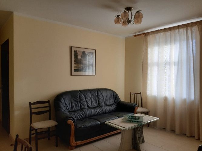 Available from September, 2025 - two bedroom apartment for long term rent. Located in the very cente Рига - изображение 1
