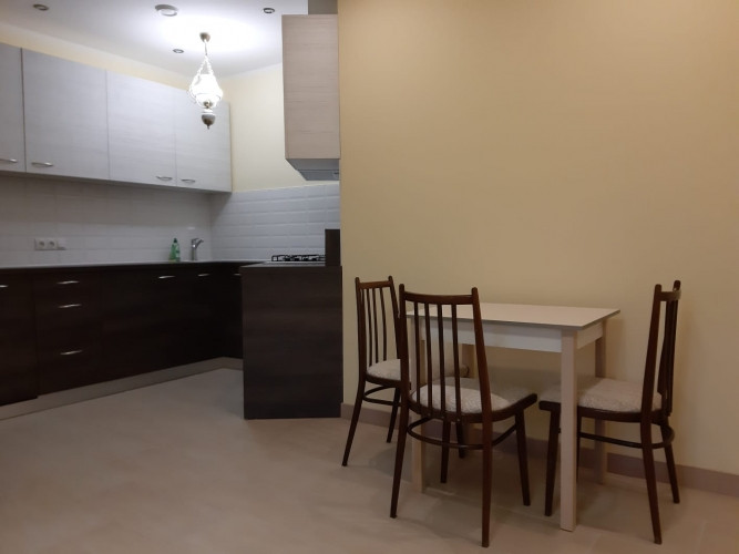 Available from September, 2025 - two bedroom apartment for long term rent. Located in the very cente Рига - изображение 3