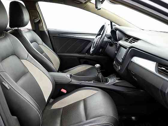 Toyota Avensis Luxury 1.6 D-4D 82kW Tallina