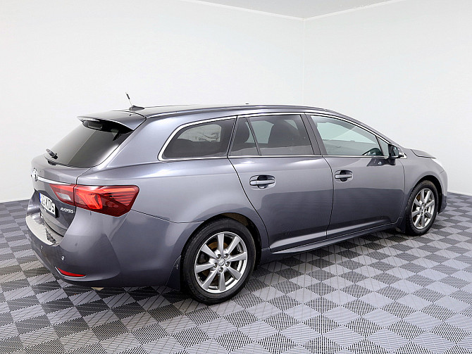 Toyota Avensis Luxury 1.6 D-4D 82kW Таллин - изображение 3