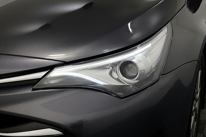 Toyota Avensis Luxury 1.6 D-4D 82kW Таллин - изображение 8