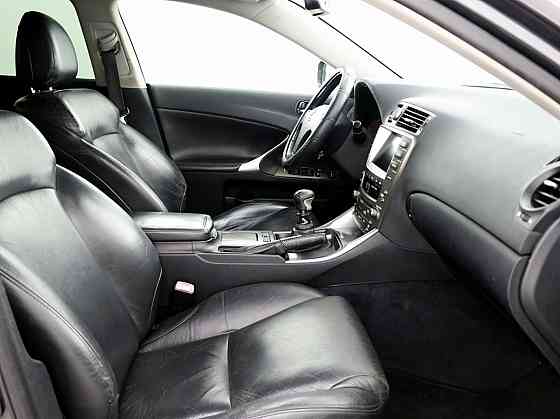 Lexus IS 220 Luxury 2.2 D 130kW Таллин