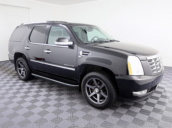 Cadillac Escalade Luxury LPG ATM 6.2 301kW Таллин - изображение 1