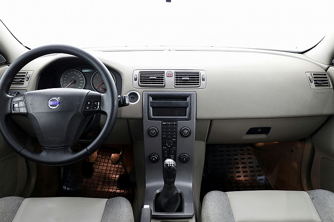 Volvo V50 Momentum 2.0 D4 100kW Tallina - foto 5