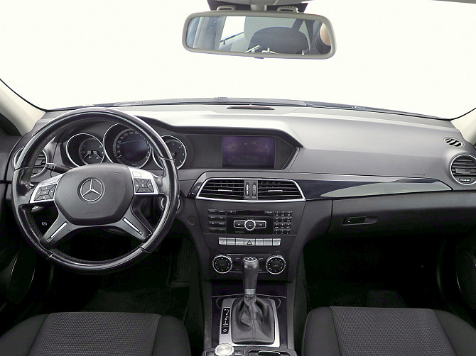 Mercedes-Benz C 220 Elegance Facelift ATM 2.1 CDI 125kW Таллин - изображение 5